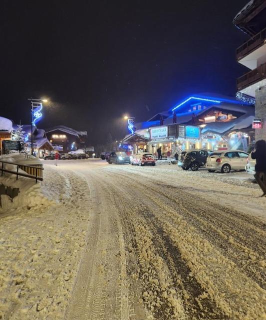 Le 1954 La Rosiere *