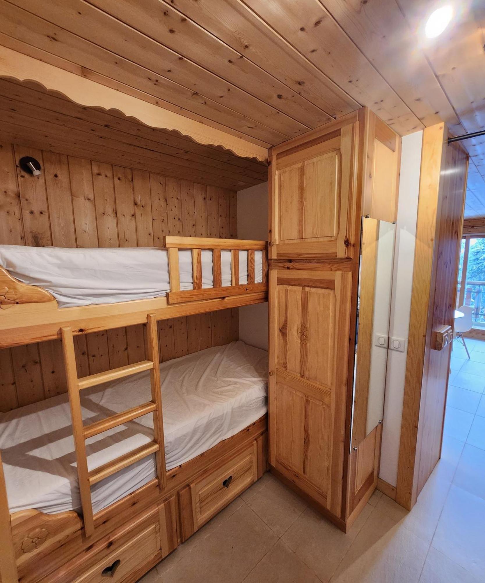 Le 1954 La Rosiere Apartment *